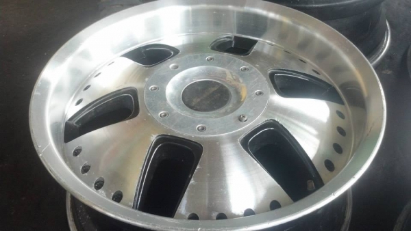 แม็ก17วีไอพีเจแปนแท้ 4 รู 100และ114 ราคา 6900 บาท