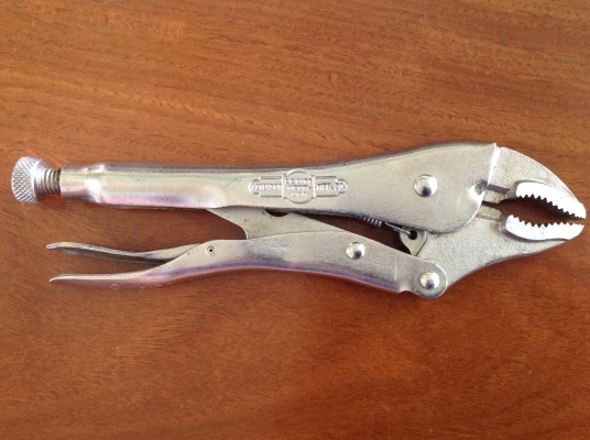 ขายคีมล็อค Petersen Vise Grip 10WR ปี 1950 เก่าเก็บน็อตปั้มสัญลักษณ์จับมือ ขายคีมล็อค Petersen Vise Grip 10WR ปี 1950 เก่าเก็บน็อตปั้มสัญลักษณ์จับมือ