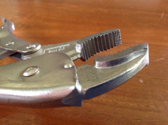 ขายคีมล็อค Petersen Vise Grip 10WR ปี 1950 เก่าเก็บน็อตปั้มสัญลักษณ์จับมือ ขายคีมล็อค Petersen Vise Grip 10WR ปี 1950 เก่าเก็บน็อตปั้มสัญลักษณ์จับมือ