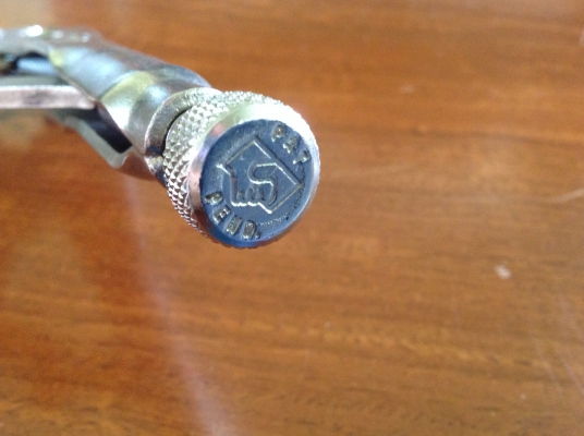 ขายคีมล็อค Petersen Vise Grip 10WR ปี 1950 เก่าเก็บน็อตปั้มสัญลักษณ์จับมือ ขายคีมล็อค Petersen Vise Grip 10WR ปี 1950 เก่าเก็บน็อตปั้มสัญลักษณ์จับมือ