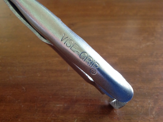 ขายคีมล็อค Petersen Vise Grip 10WR ปี 1950 เก่าเก็บน็อตปั้มสัญลักษณ์จับมือ ขายคีมล็อค Petersen Vise Grip 10WR ปี 1950 เก่าเก็บน็อตปั้มสัญลักษณ์จับมือ