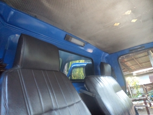 ขาย345000บาทรถอีซูซุNPR6ล้อเครื่อง100แรงฝาดำ พวงมาลัยเพาเวอร์