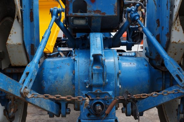 ขายรถไถ FORD 4100 เก่านอกไม่เคยใช้งานในเมืองไทย