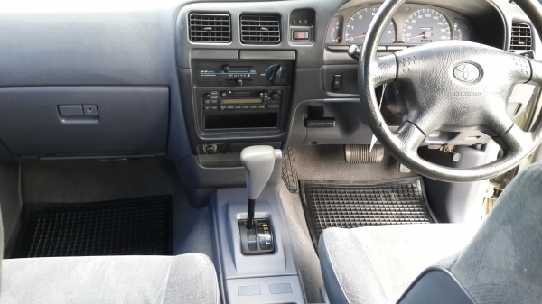 เกียรออโต้ติดรถ แอรแบ็ค  เพาเว่อ กระจกไฟฟ้า  ตัวท็อปสุด