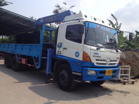 บริการขนส่งสินค้าทั่วประเทศ โดยรถบรรทุก 10 ล้อติดเครน มีปจ. 2