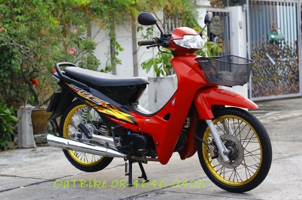 Wave 100 ปี 47 น้ำเงิน-ดำ เดิมๆ