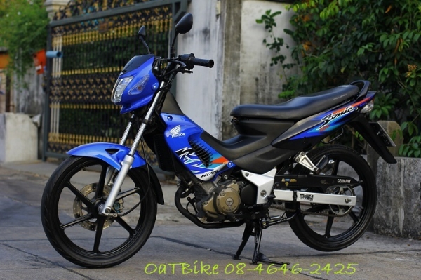 ขาย โซนิค น้ำเงิน-ดำ เดิมๆ หล่อๆ ขาย โซนิค น้ำเงิน-ดำ เดิมๆ หล่อๆ