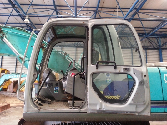 KOBELCO SK200-6E (MARK SIX) YN08-34311