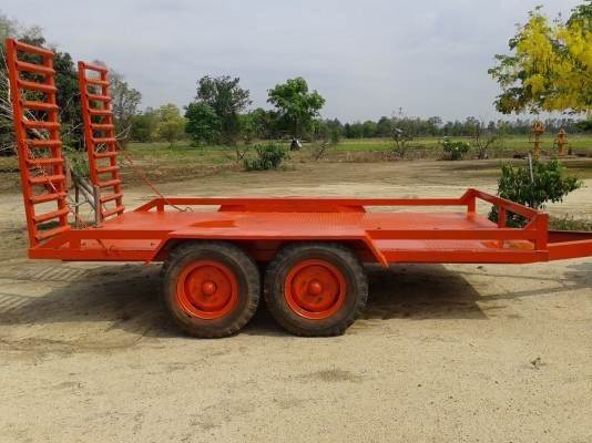 ขายเทเลอร์ลากรถทั่วไปขายถูกเพิ่งทำเสร็จมาไหม่4ล้อมาตรฐาน