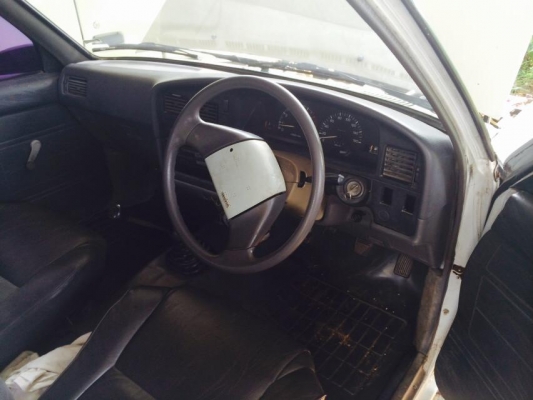 ขาย HILUX MIGHTY-X 4 ประตู