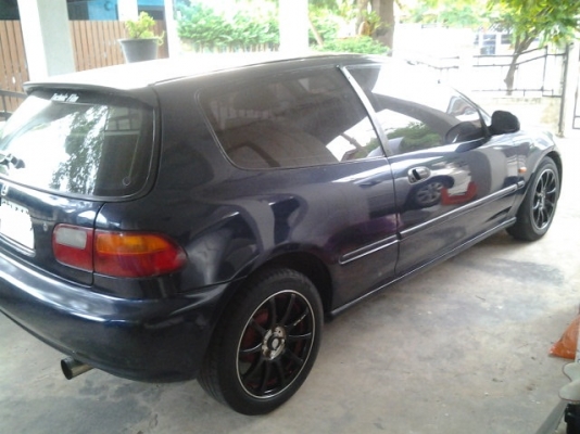 ขายซีวิค3ประตูครับ เครื่อง1500เกียร์ออโต้ ระบบไฟฟ้า