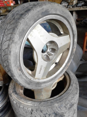 ขาย แม๊ก BENZ BRABUS  8JX17H2  ขนาด 5 รู   ติดต่อ 081-427-3941