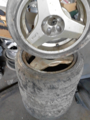 ขาย แม๊ก BENZ BRABUS  8JX17H2  ขนาด 5 รู   ติดต่อ 081-427-3941