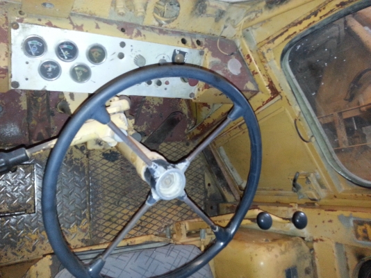 CAT 902 41j3231 มีเก๋ง ราคา 750,000 บาท