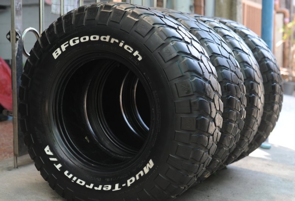 ขายยาง BF KM2 285 75 16