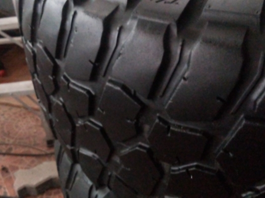 ขายยาง BF KM2 285 75 16