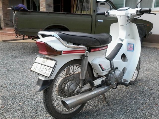 ขายดรีมคุรุสภาทะเบียนเต็มพร้อมโอนเครื่องพอใช้อะไหร่เดิมติดรถระบบไฟออกหมดแตรดัง ขาย 13300 บาท