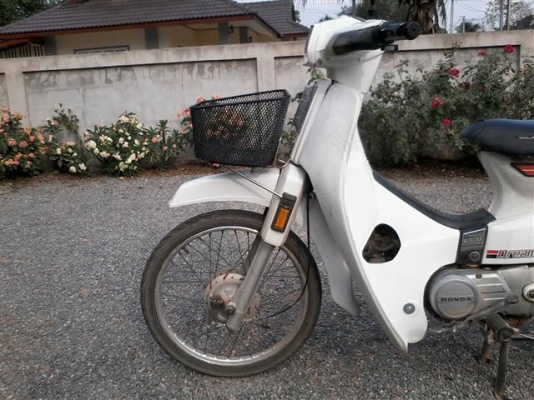 ขายดรีมคุรุสภาทะเบียนเต็มพร้อมโอนเครื่องพอใช้อะไหร่เดิมติดรถระบบไฟออกหมดแตรดัง ขาย 13300 บาท