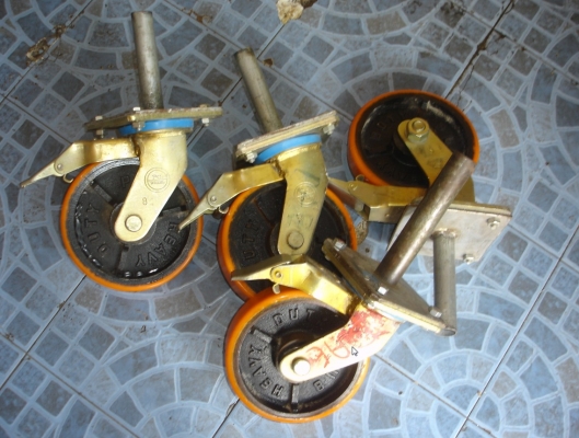 ขายล้อนั่งร้าน ขนาด8นิ้ว มีเบรคทั้4ล้อ