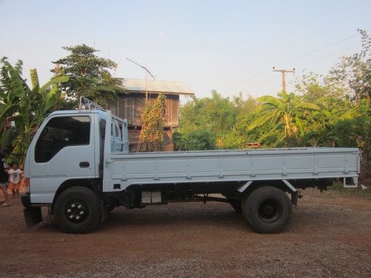 ขายNPR120 แรง เครื่องฝาขาว ปี 43 แคชซีสวย สภาพพร้อมใช้ เอกสารพร้อมโอน