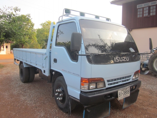 ขายNPR120 แรง เครื่องฝาขาว ปี 43 แคชซีสวย สภาพพร้อมใช้ เอกสารพร้อมโอน