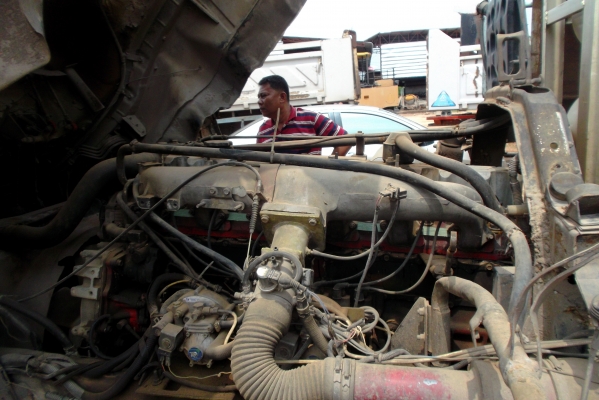 ขายด่วนรถสิบล้อHINOFM2Kดรั้มเครือง260แรงรถกาสNGV8ถัง