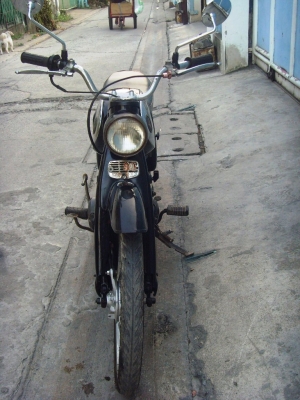 ขาย Honde c200 เครื่องเดิมงาม เอกสารสำเนาทะเบียน 19500