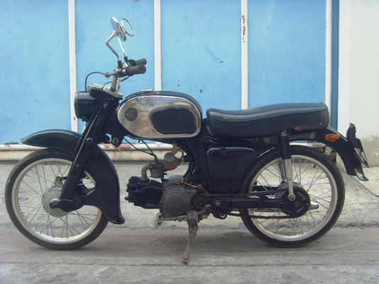 ขาย Honde c200 เครื่องเดิมงาม เอกสารสำเนาทะเบียน 19500