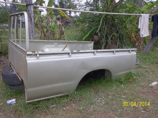 ขายกระบะนีสสันฟรอนเทีย ตอนเดียว