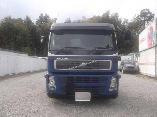 ขายหัวลาก 6 ล้อ VOLVO FM12 420แรงม้า ขายหัวลาก 6 ล้อ VOLVO FM12 420แรงม้า