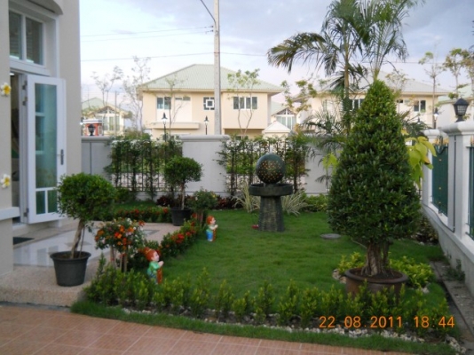 ขายบ้านเดี่ยวสองชั้นห้วมุมติดสวนหย่อม