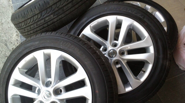 แม็กnissan juke ป้ายแดงพร้อมยาง แม็กnissan juke ป้ายแดงพร้อมยาง