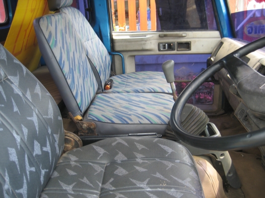 เทรนเลอร์   175 แรง  635,000  บาท