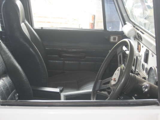 จี้ป CJ 7 T ราคา 450000 บาท จี้ป CJ 7 T ราคา 450000 บาท