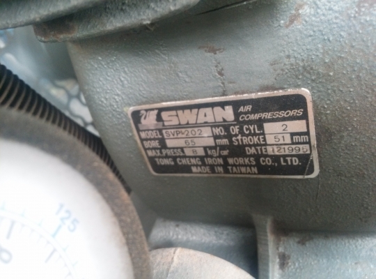 ขายครับขายปั้มลมขนาด 2hp ยี่ห้อ swan ไฟ 380V ผลิตในไต้หวัน สภาพสวย ใช้งาน 11000 บาท 0814583376 ช่างเอก มีบริการจัดส่งทั่วประเทศ