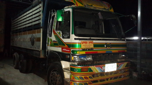 ขายด่วนHINO FM2K 260แรงดั้มสองเพลาราคาไม่แพงจัดแนนท์ได้สูงราคาโทร0843923995