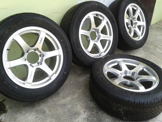 ขอบ18พร้อมยาง 255/55/18สวย (แม็กใหม่)