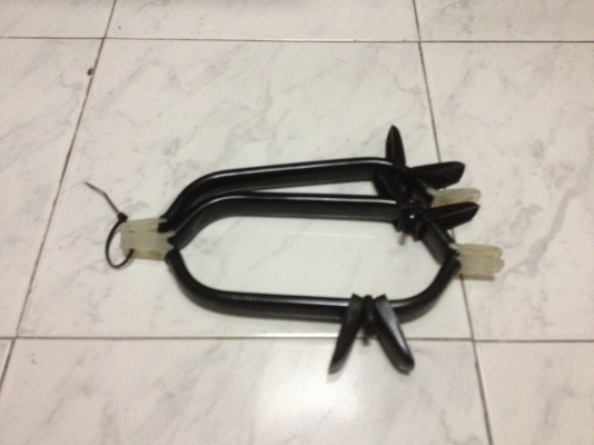 ขายมือจับภายในรถ BMW e30 แท้ 1ชุด3ชิ้น สภาพสวย ราคา1000บาท โทร0924462525โส กทม