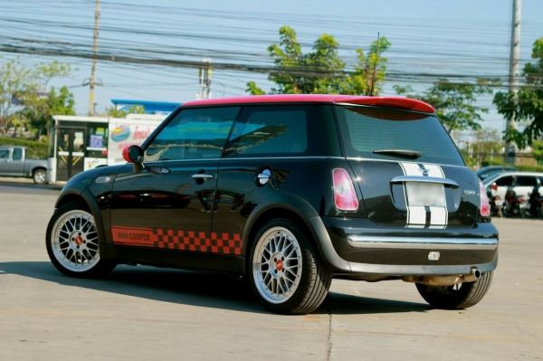 ขายถูกด่วนๆ Mini cooper ฟรีดาวน์ แต่งสวย