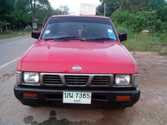 ขาย Nissan Big M สภาพพร้อมใช้งาน