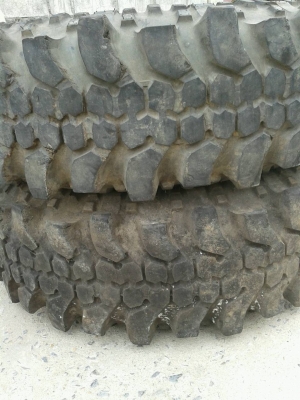 ขายตะขาบ Simex 35R16 เส้นละ 1000 ครับ