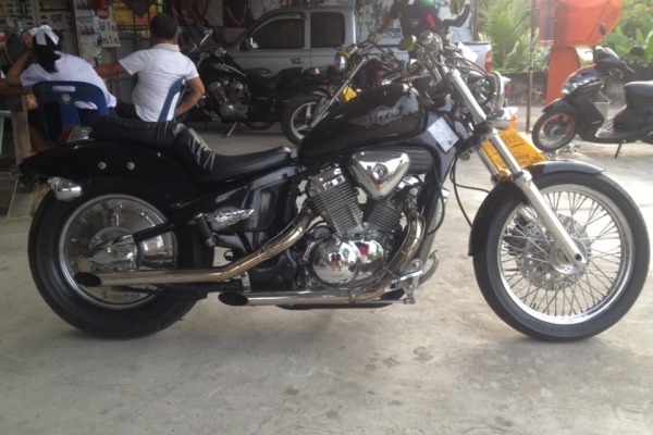 ขาย  HONDA Steed ครับ