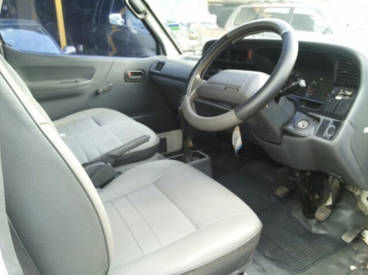 มาใหม่ รถตู้ มือเดียว สวยๆ เดิมๆ วิ่งน้อย TOYOTA HIACE 92