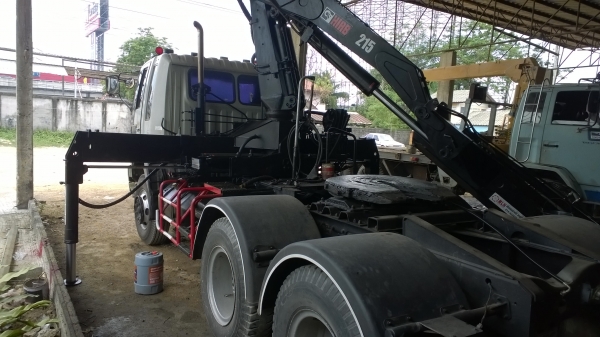 10ล้อหัวลาก ติดเฮียบ9.3ตันและมีหางพื้นเรียบยาว12ม.2คาน...ขายราคาต่อรอง...