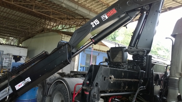 10ล้อหัวลาก ติดเฮียบ9.3ตันและมีหางพื้นเรียบยาว12ม.2คาน...ขายราคาต่อรอง...