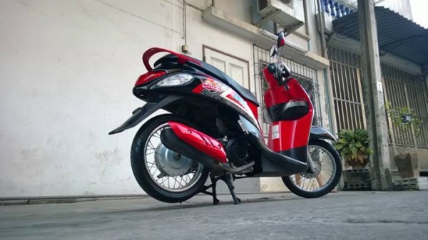 LET 2013 แดงดำ วิ่ง 4000 เปิดราคาเบาๆ ขายกันถูกๆ ต่อรองได้จ้า LET 2013 แดงดำ วิ่ง 4000 เปิดราคาเบาๆ ขายกันถูกๆ ต่อรองได้จ้า