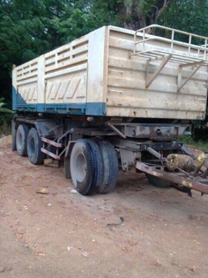 ขาย หางพ่วง สามมิต 3 เพลา. แท้  ปี 53   สนใจติดต่อ 081 - 6079515