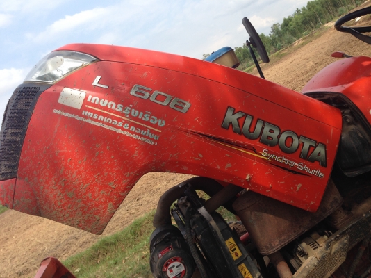 รถไถ KUBOTA L3608 มีภาพวีดีโอ พร้อมอุปกรณ์ 3 รายการ พร้อมผานดันหน้า โรตารี ผาน 6 รถสภาพพร้อมใช้งาน เ