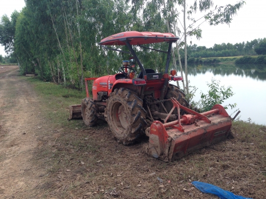 รถไถ KUBOTA L3608 มีภาพวีดีโอ พร้อมอุปกรณ์ 3 รายการ พร้อมผานดันหน้า โรตารี ผาน 6 รถสภาพพร้อมใช้งาน เ รถไถ KUBOTA L3608 มีภาพวีดีโอ พร้อมอุปกรณ์ 3 รายการ พร้อมผานดันหน้า โรตารี ผาน 6 รถสภาพพร้อมใช้งาน เ