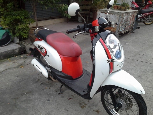 Scoopy i ปี 54 แดง ขาว เคริ่องเดิม แน่นๆ เอกสารครบ